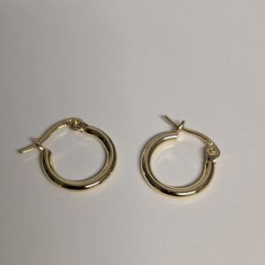 Sterling Silver Elegant Gold Hoop Earrings